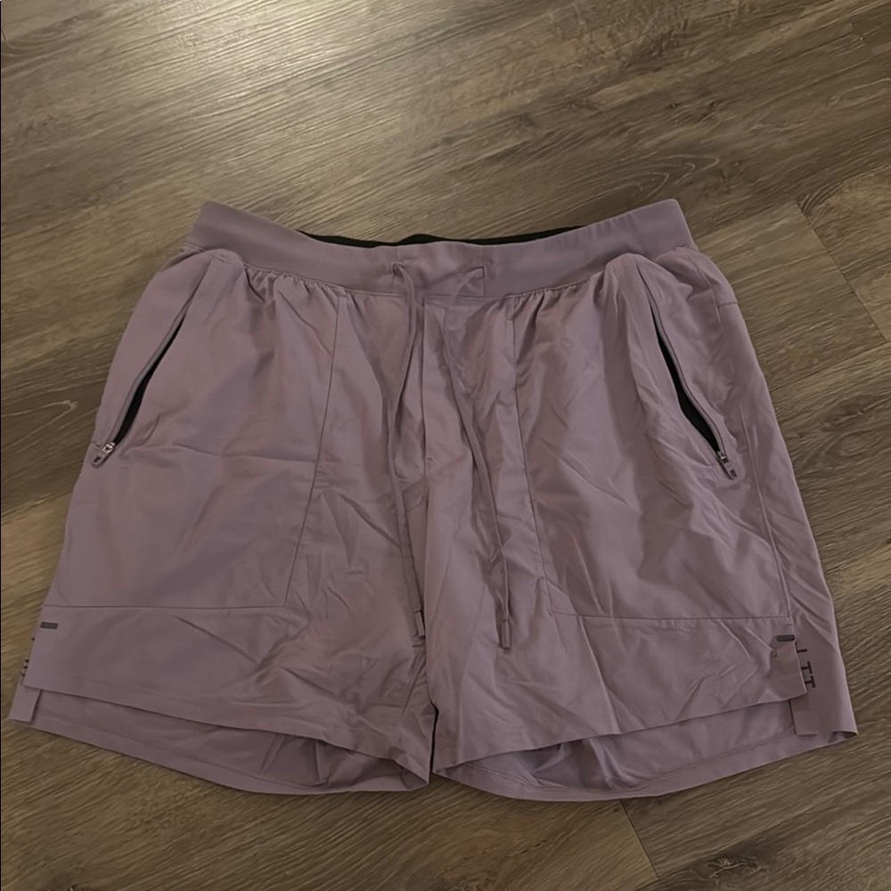 men's lululemon license to train